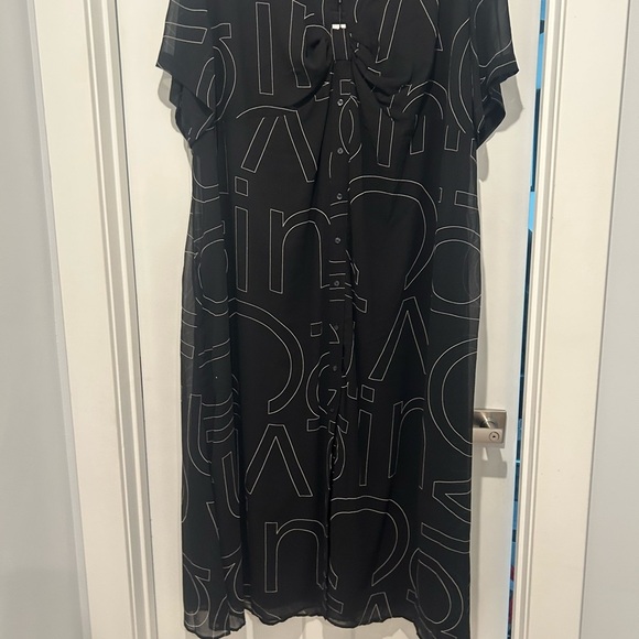 NWT Calvin Klein Women’s Plus Size 24 Graphic Logo Dress - Picture 3 of 13